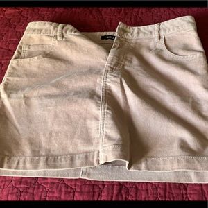 I love this corduroy skirt!